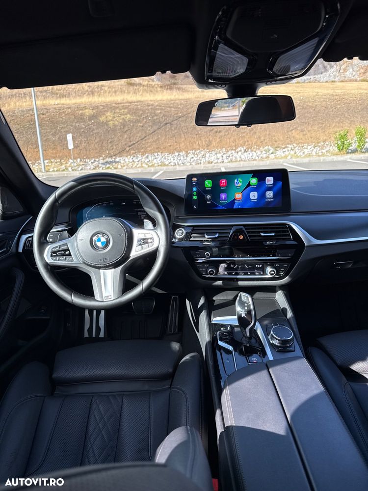 BMW Seria 5 530d xDrive AT MHEV - 9