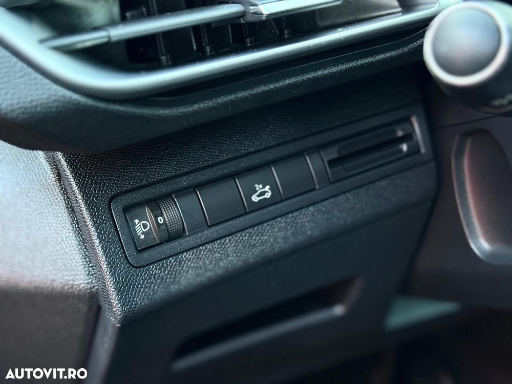 Peugeot 3008 PureTech 130 Stop & Start EAT6 Allure - 14