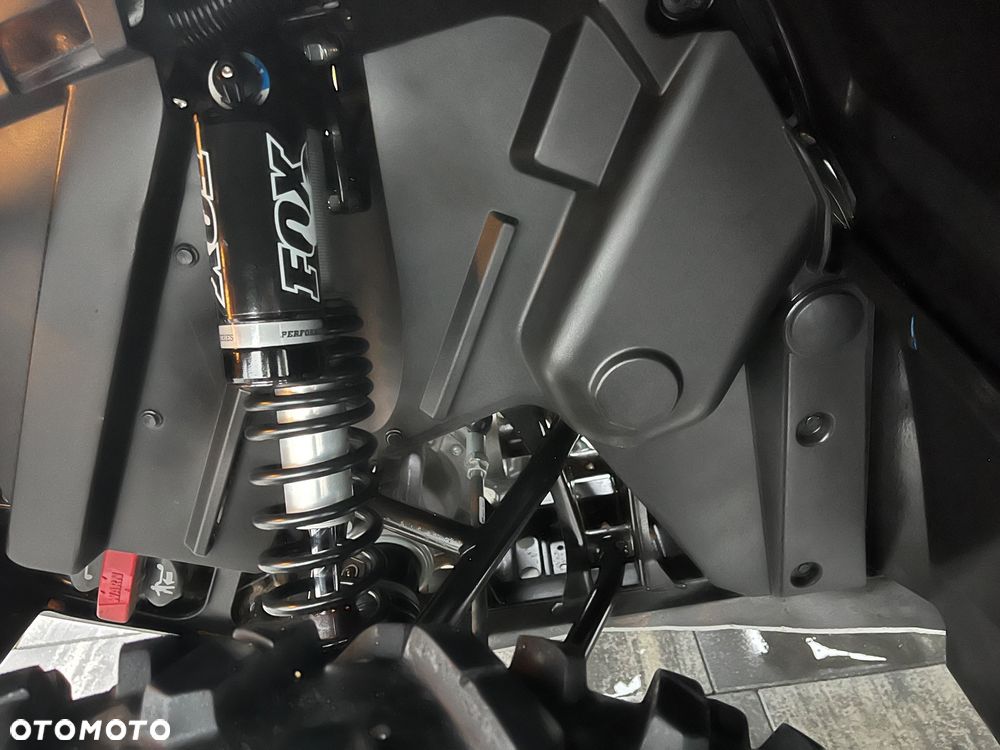 Can-Am Outlander Max - 9