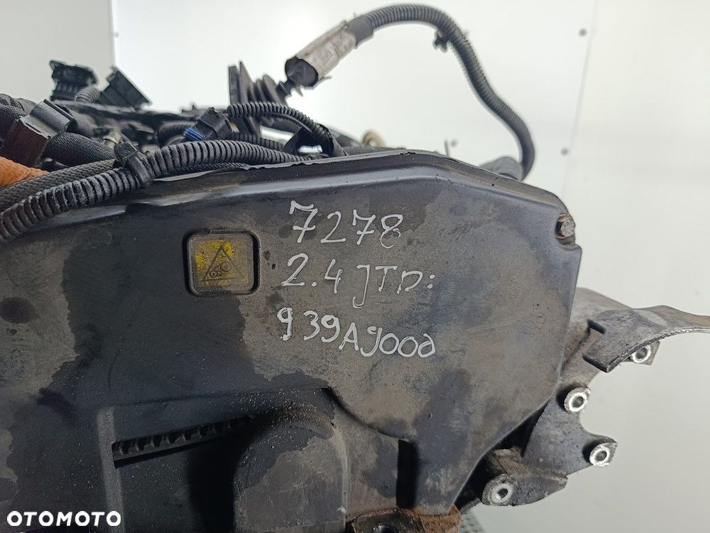 SILNIK ALFA ROMEO 159 939A9000 2.4 JTDM - 7