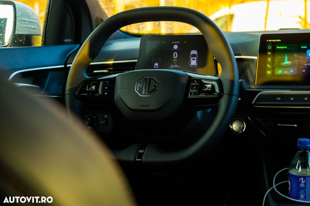 MG MG3 3 Hybrid+ Luxury - 2