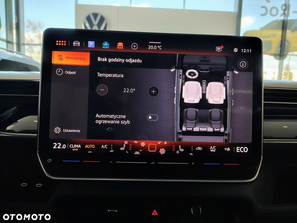 Volkswagen ID. Buzz Pro z długim rozstawem osi silnik: 210 kW (286 KM) 86 kWh / skrzynia biegów: Automatyczna 1 biegowa rozstaw osi: 3239 mm - 23