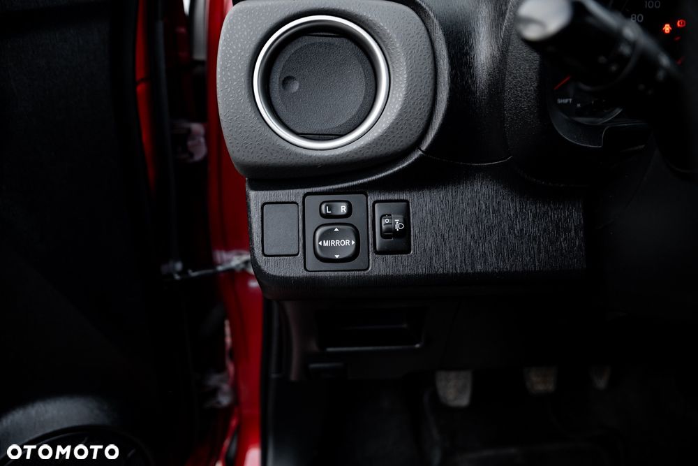 Toyota Yaris 1.33 Dynamic - 28