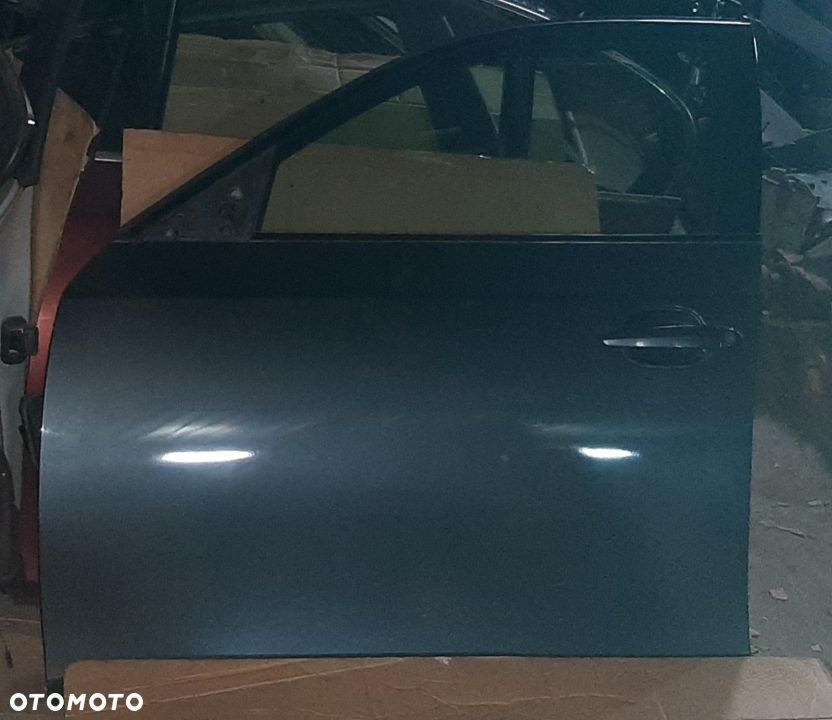 Drzwi BMW E60 E61 A68 lewe przednie
