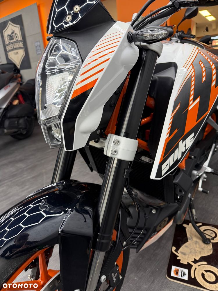 KTM Duke 390 - 25