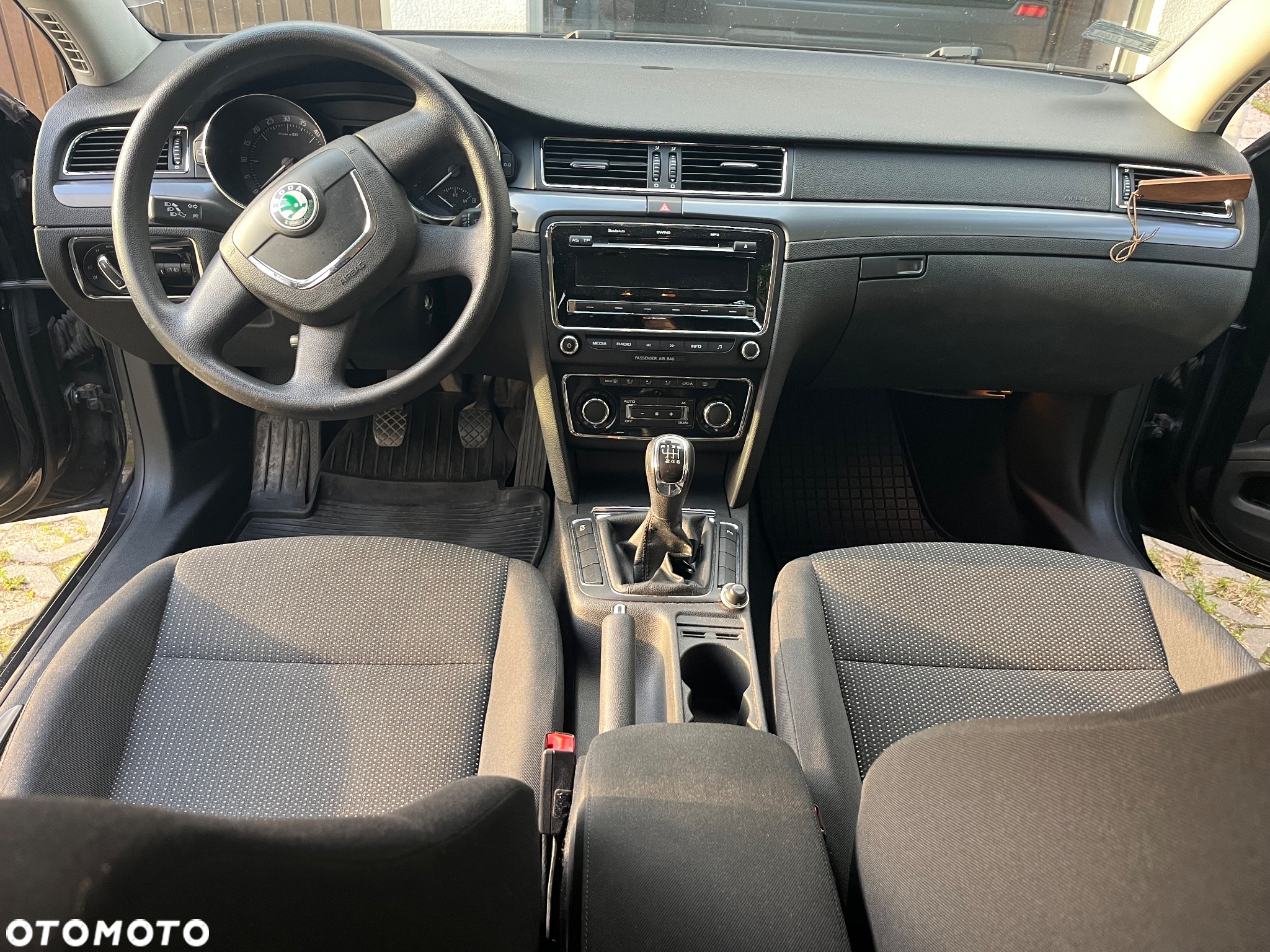 Skoda Superb 2.0 TDI Comfort - 14