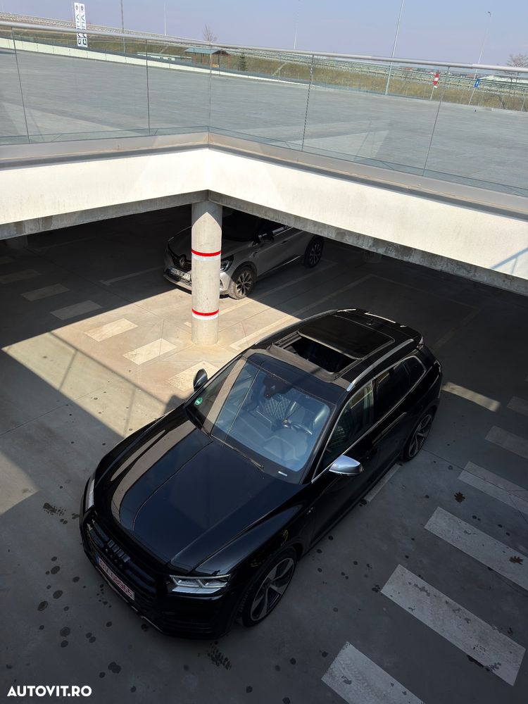 Audi SQ5 - 5