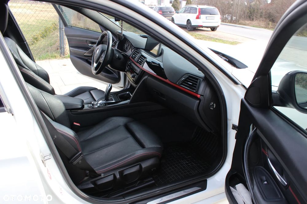 BMW Seria 3 320i xDrive Sport-Aut - 7