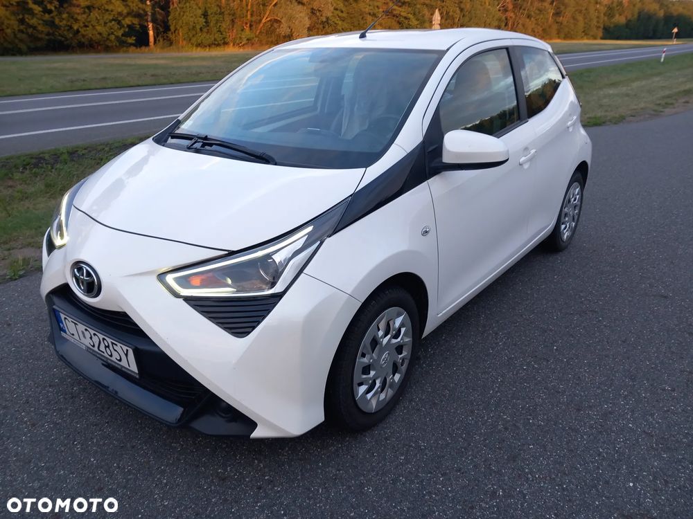 Toyota Aygo 1.0 VVT-i Color Edition - 1