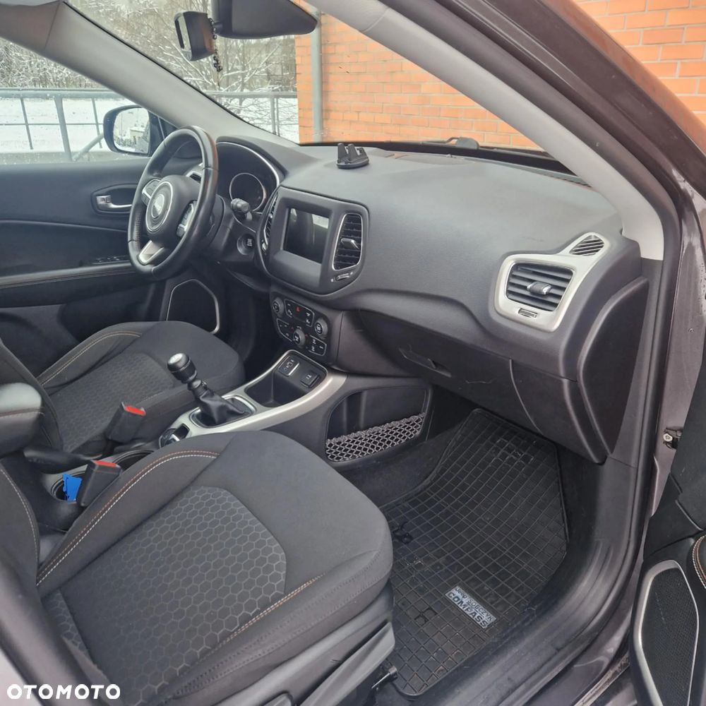 Jeep Compass 1.4 TMair Longitude FWD S&S - 6