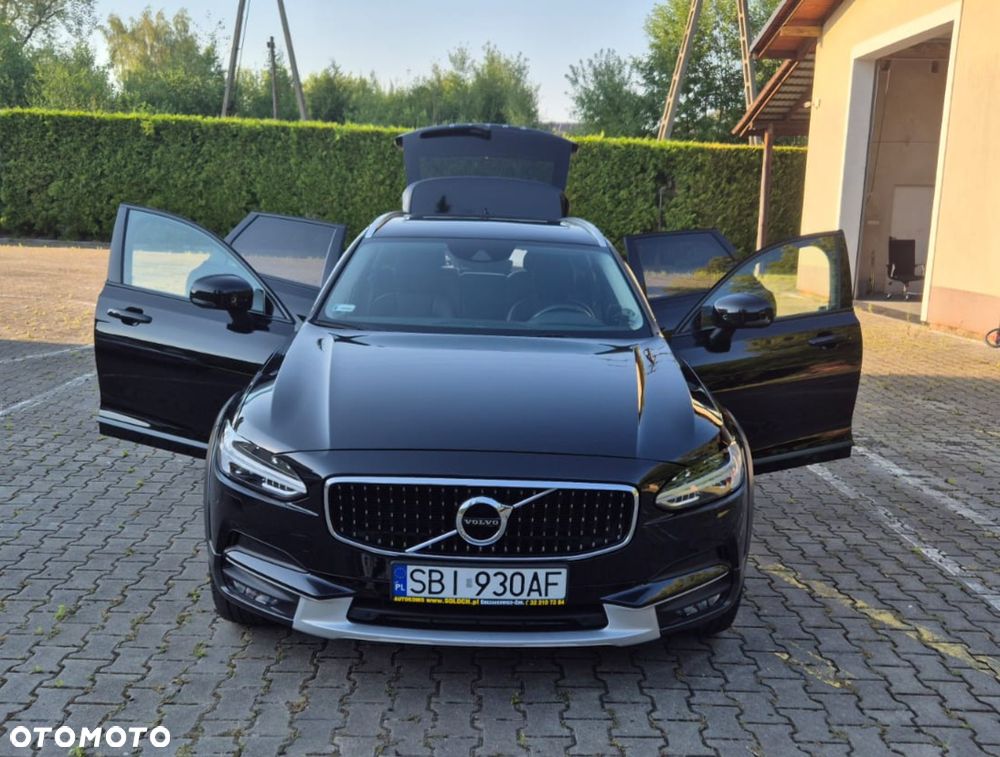 Volvo V90 Cross Country T6 AWD - 13