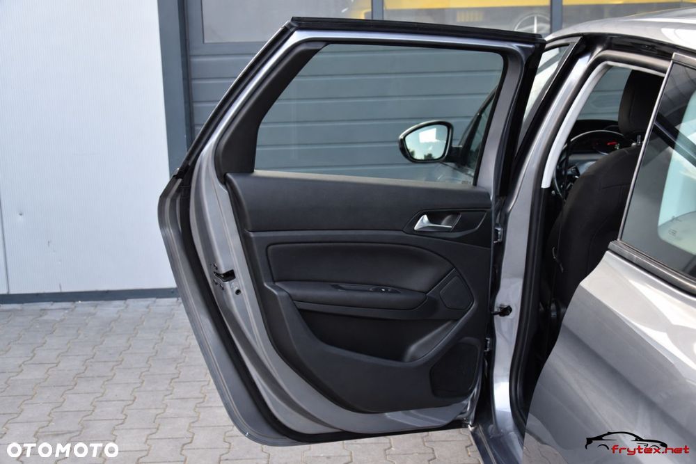 Peugeot 308 - 19