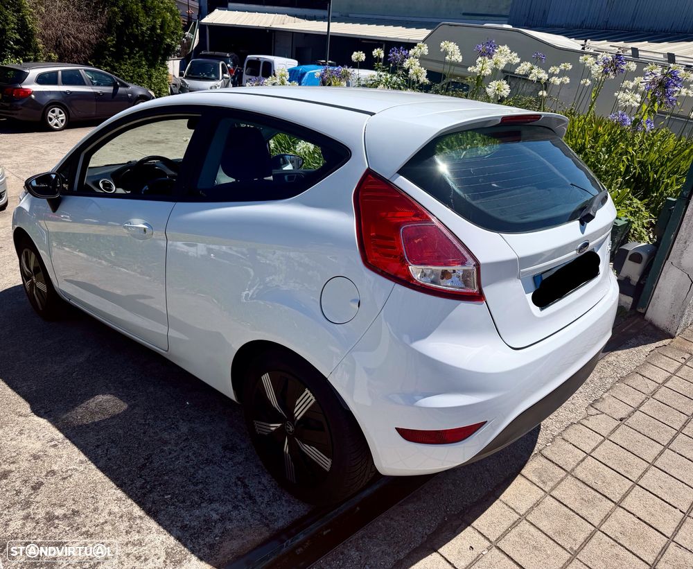 Ford Fiesta 1.0 T EcoBoost Titanium - 4