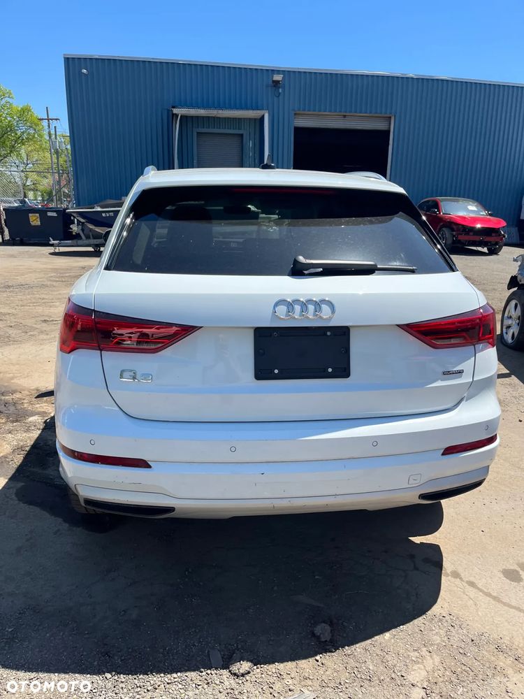 Audi Q3 40 TFSI Quattro S tronic - 22