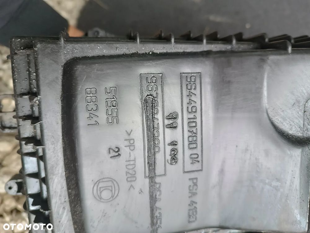 FILTR POWIETRZA OBUDOWA PEUGEOT 508 2.0 HDI - 4