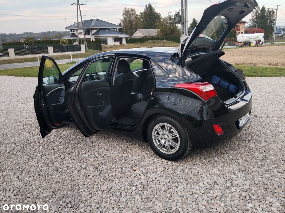 Hyundai i30 1.4 CRDi Comfort - 37