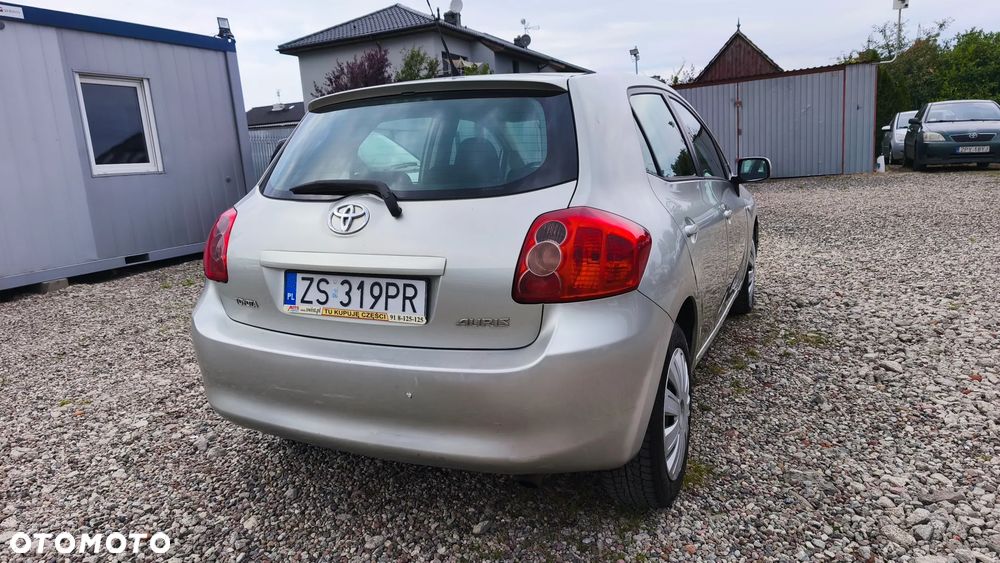 Toyota Auris 2.0 D-4D Luna - 8