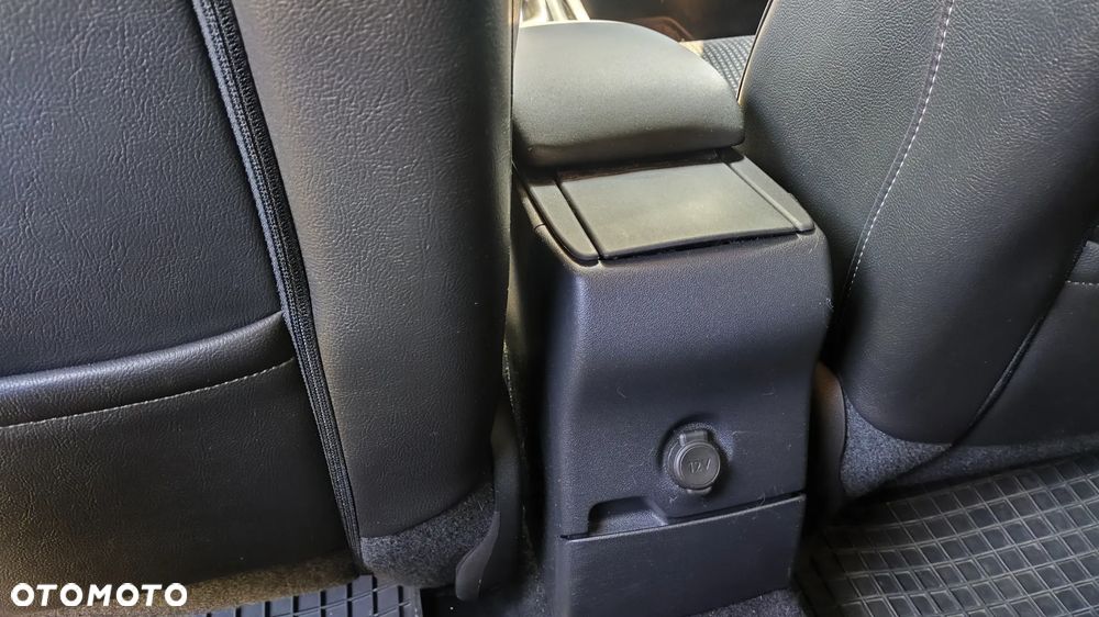 Citroën C4 e-HDi 115 Exclusive - 18