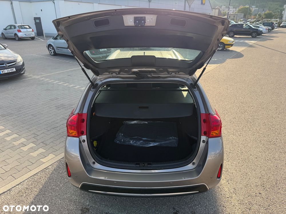 Toyota Auris 1.4 D-4D Premium - 12