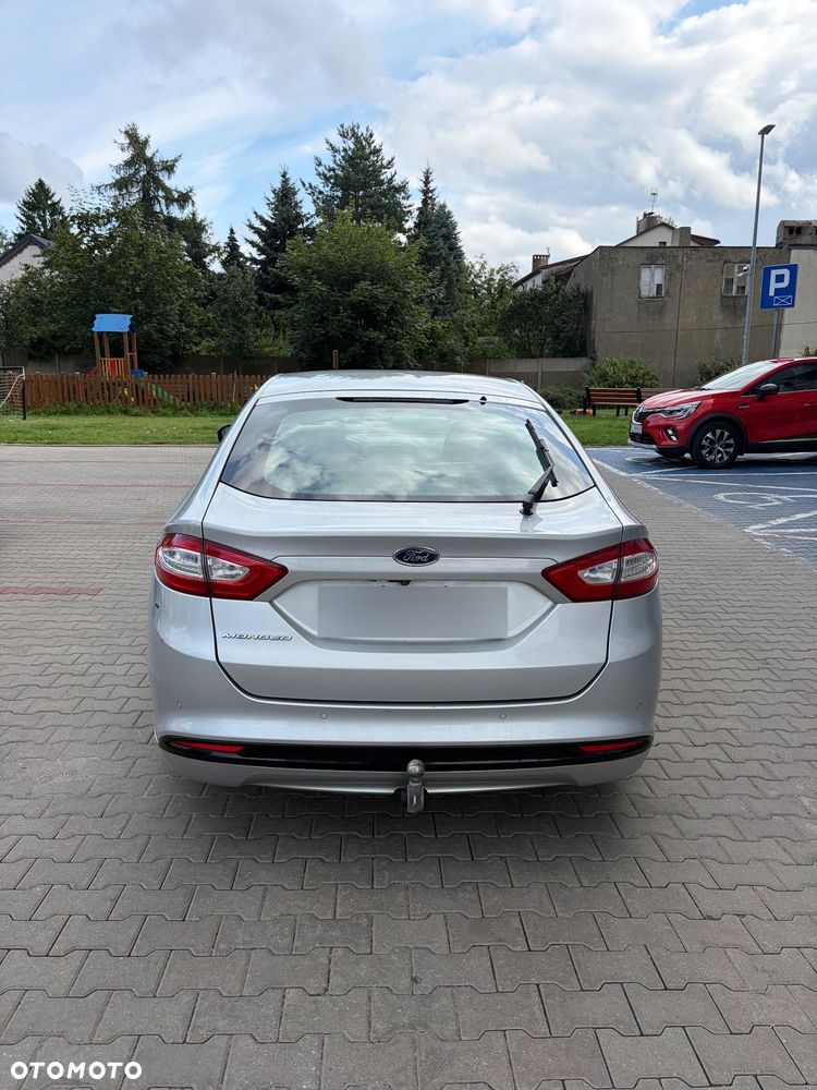Ford Mondeo 2.0 TDCi Trend PowerShift - 12