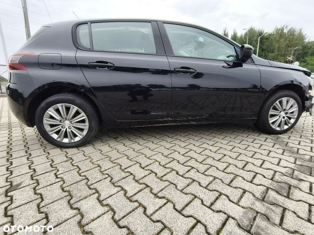 Peugeot 308 - 21