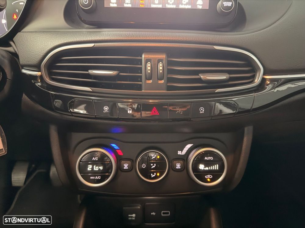 Fiat Tipo Cross 1.3 Multijet - 22