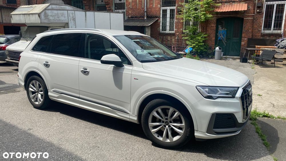 Audi Q7 - 11