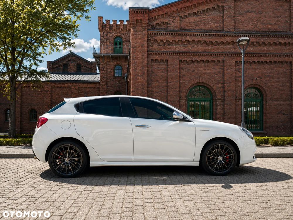Alfa Romeo Giulietta - 4