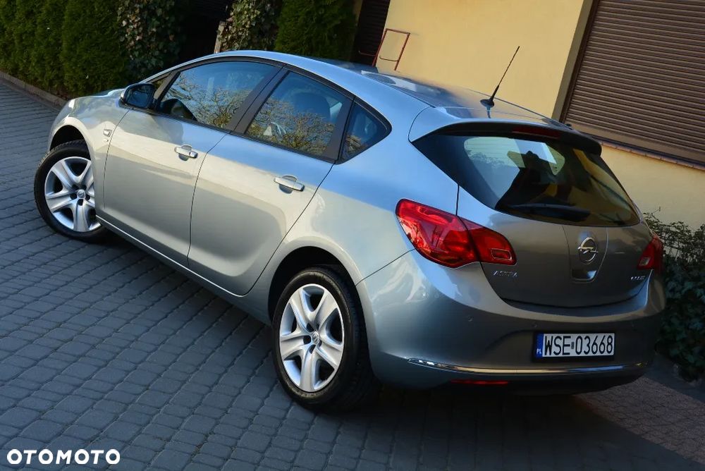 Opel Astra 1.4 Turbo ENERGY - 19