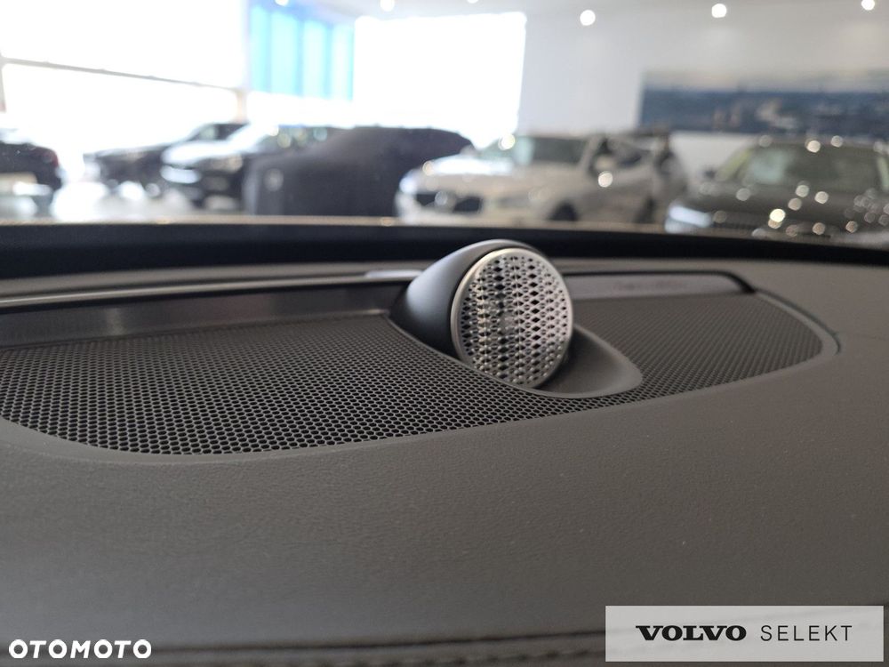 Volvo XC 90 - 20