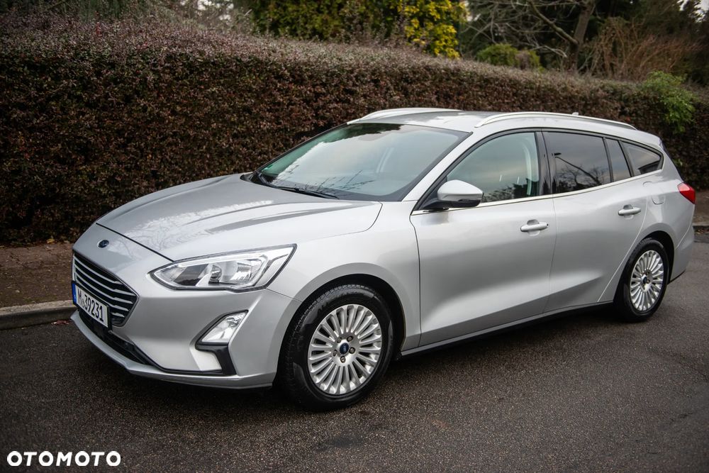 Ford Focus 1.5 EcoBlue Start-Stopp-System TITANIUM - 10