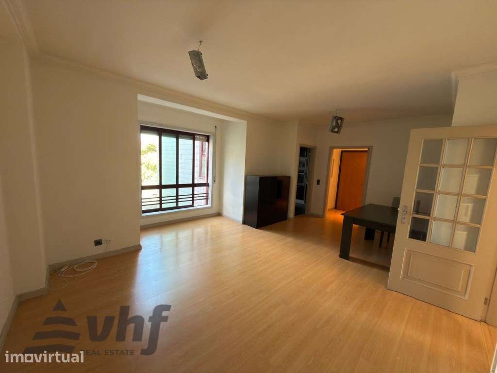 Espaçoso T2 para Arrendamento no Centro da Maia - Grande imagem: 4/13