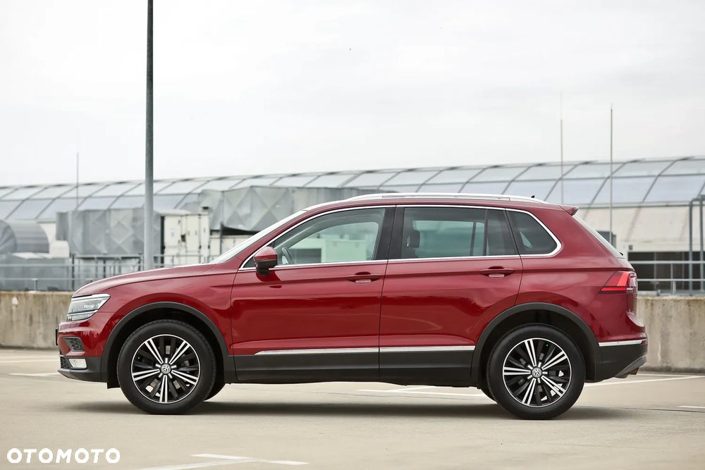 Volkswagen Tiguan - 12