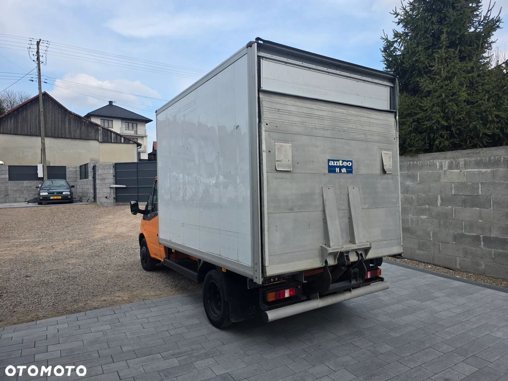 Ford Transit - 3