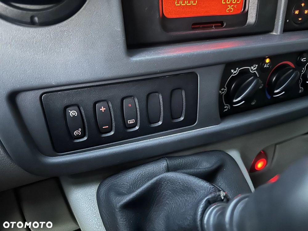 Renault Master - 36