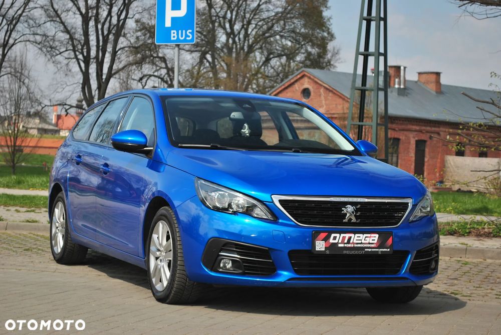 Peugeot 308 1.5 BlueHDi Active Pack Business S&S EAT8 - 8