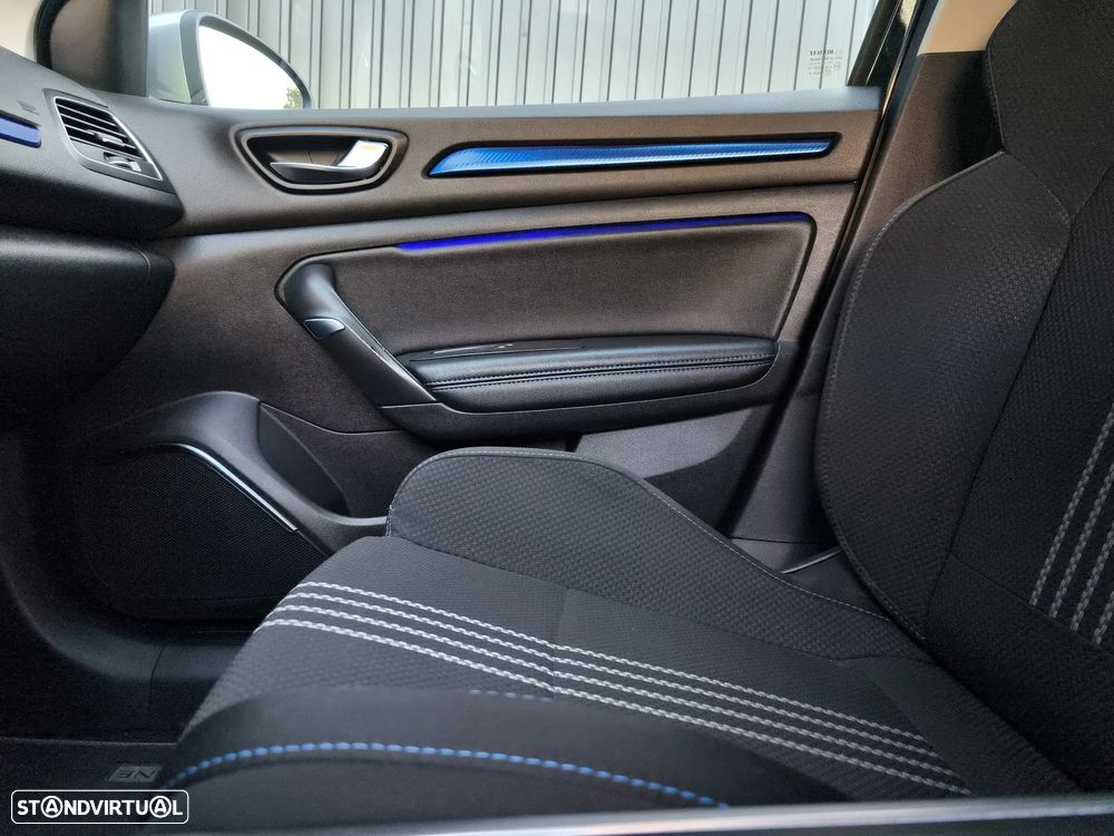 Renault Mégane Sport Tourer 1.5 dCi GT Line - 22