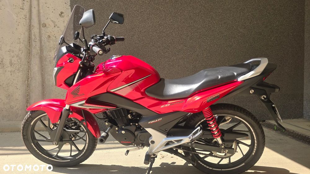 Honda CB - 1