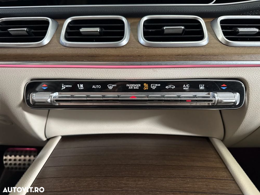 Mercedes-Benz GLS - 21