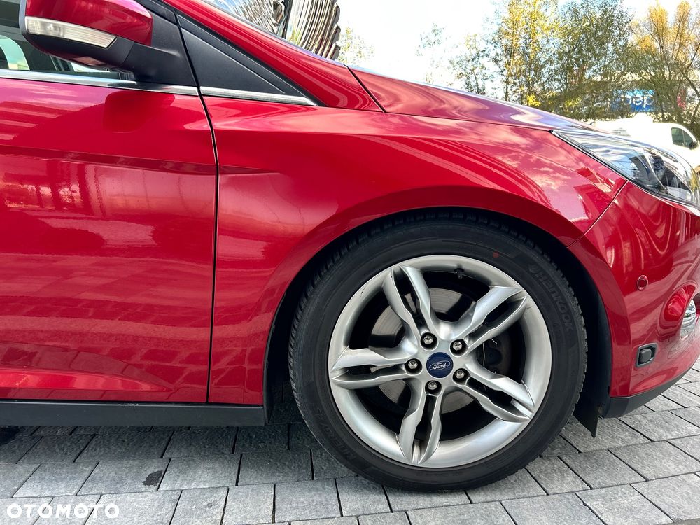 Ford Focus 1.6 EcoBoost Titanium - 26