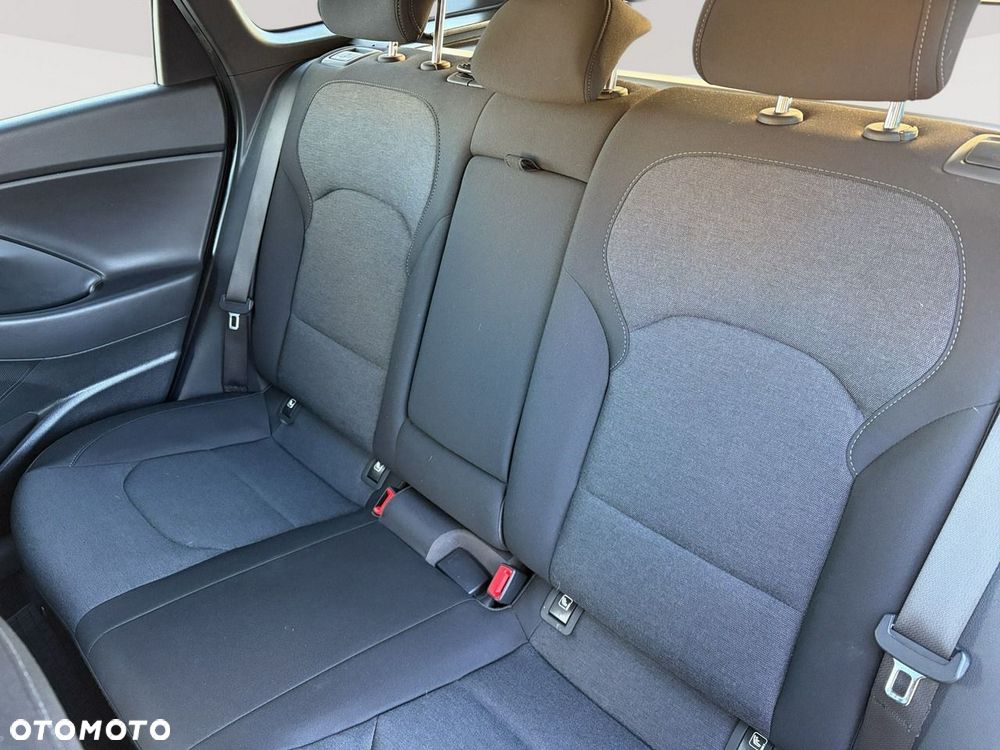 Hyundai i30 1.5 T-GDI 48V Smart - 22