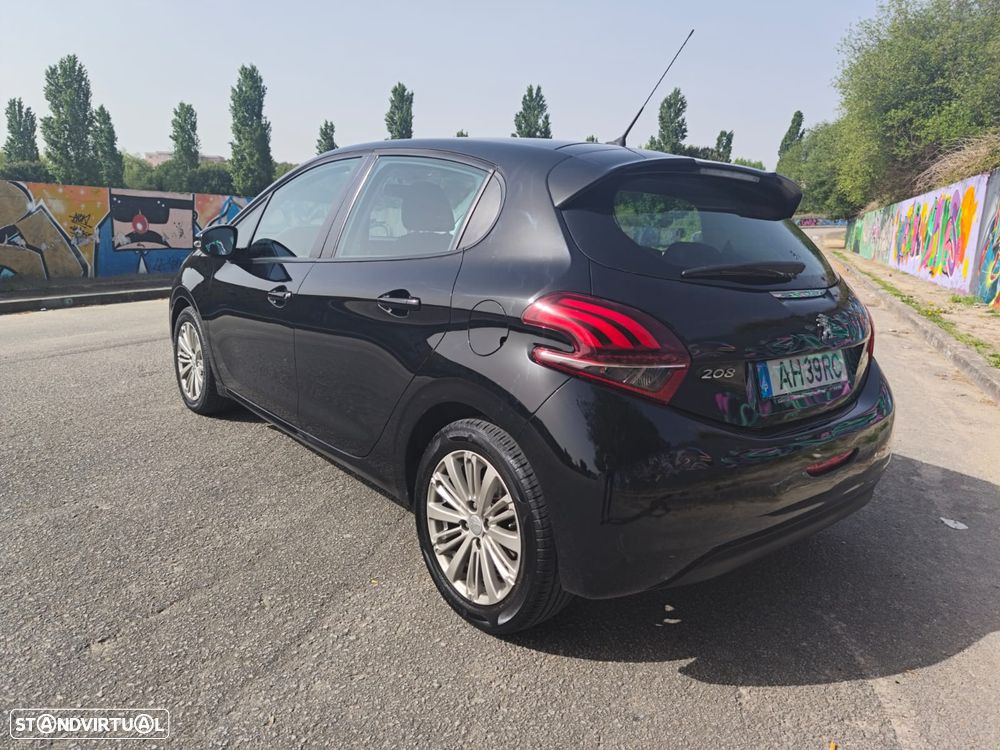 Peugeot 208 1.6 BlueHDi Style - 12