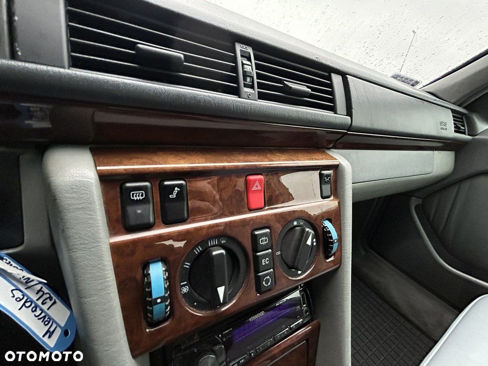 Mercedes-Benz Klasa E 200 Avantgarde - 11