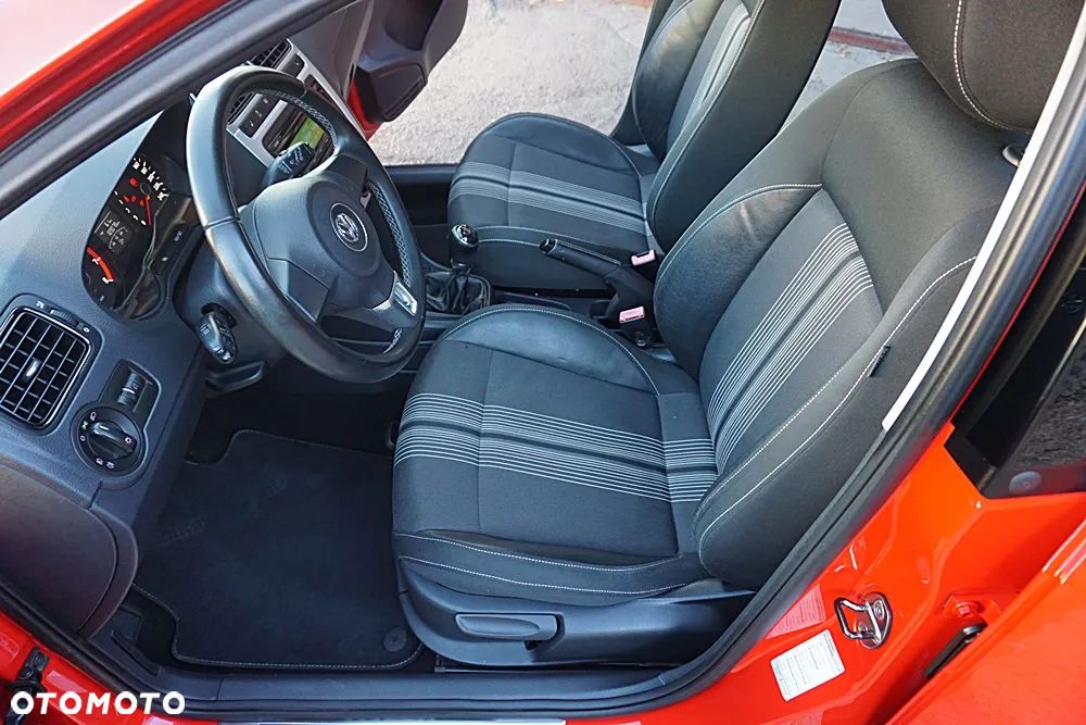 Volkswagen Polo 1.2 MATCH - 19