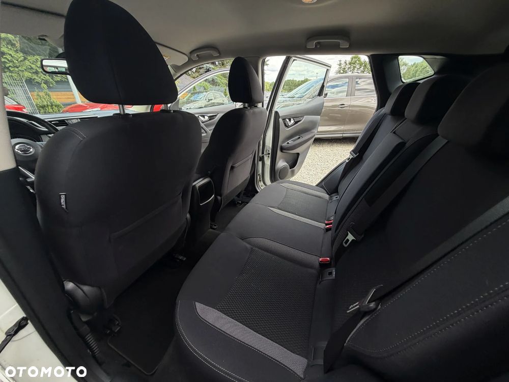 Nissan Qashqai 1.6 DCi N-Connecta - 20