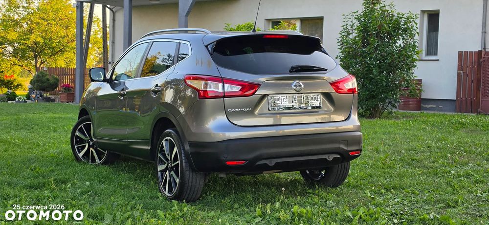 Nissan Qashqai 1.6 dCi Xtronic TEKNA+ - 14