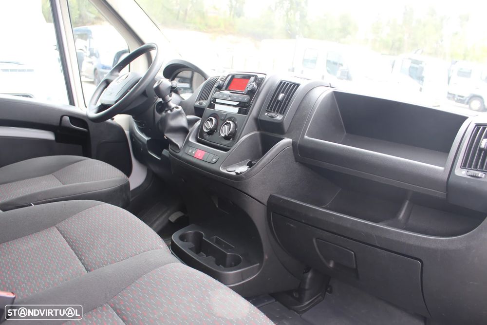 Opel Movano 2.2 BlueHdi // CONTENTOR E PLATAFORMA - 8