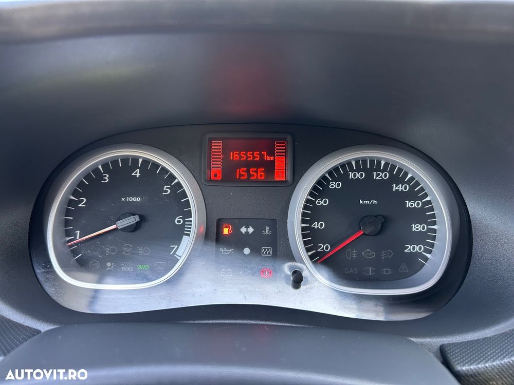 Dacia Duster 1.6 4x4 Prestige - 9