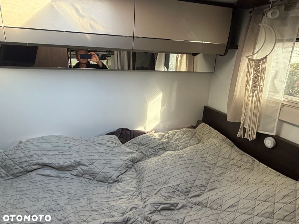 Benimar Tessoro 442 - 50A Victron, Solar 530W - 8