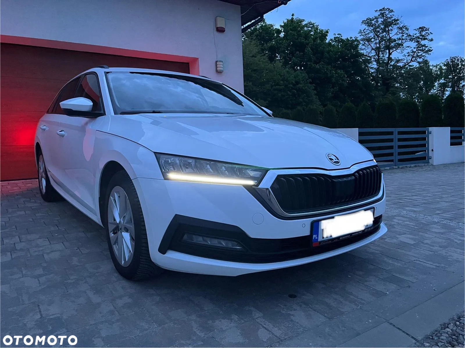Skoda Octavia 2.0 TDI Ambition DSG - 13